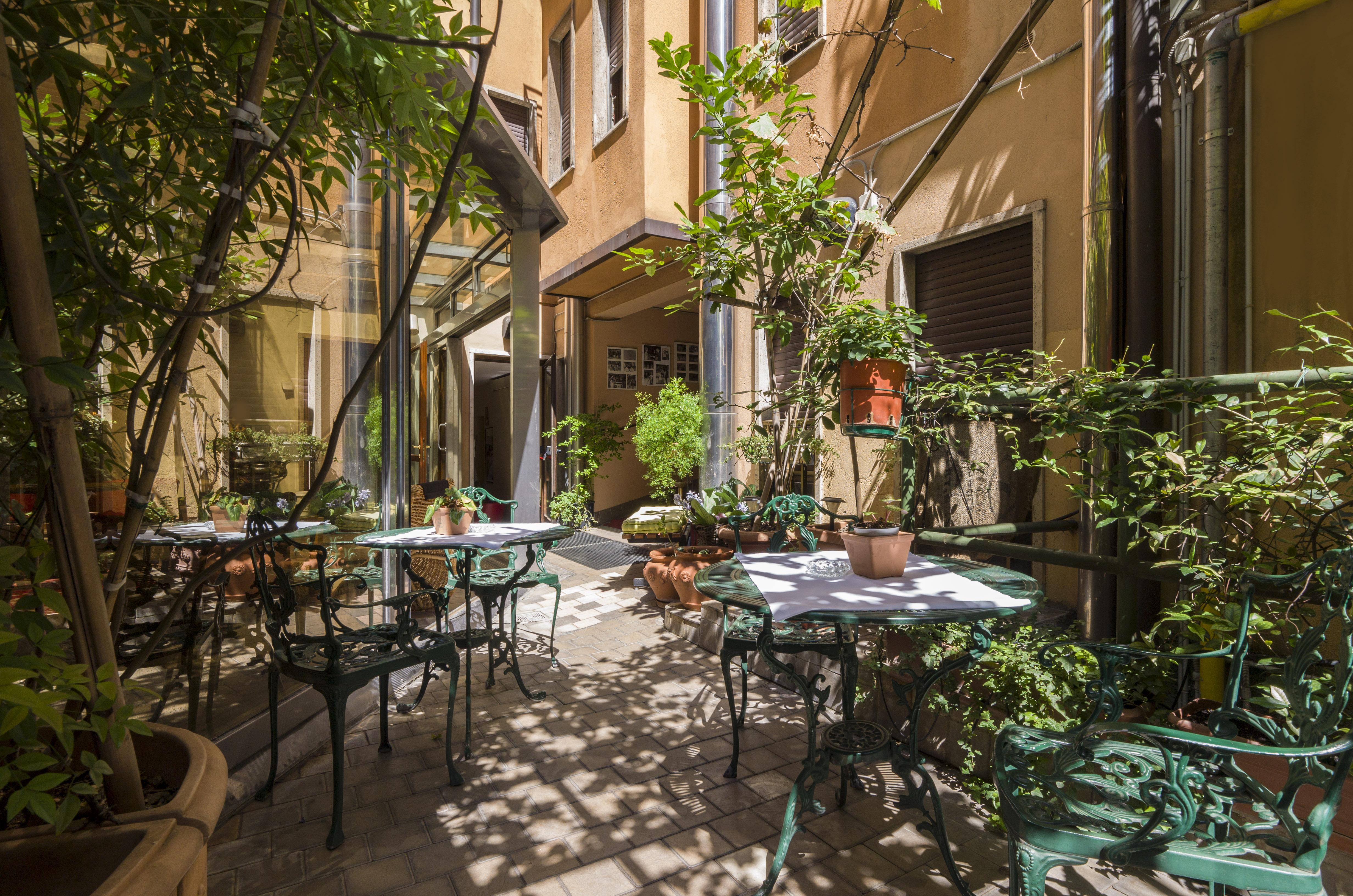 Hotel Carrobbio Milano Ngoại thất bức ảnh