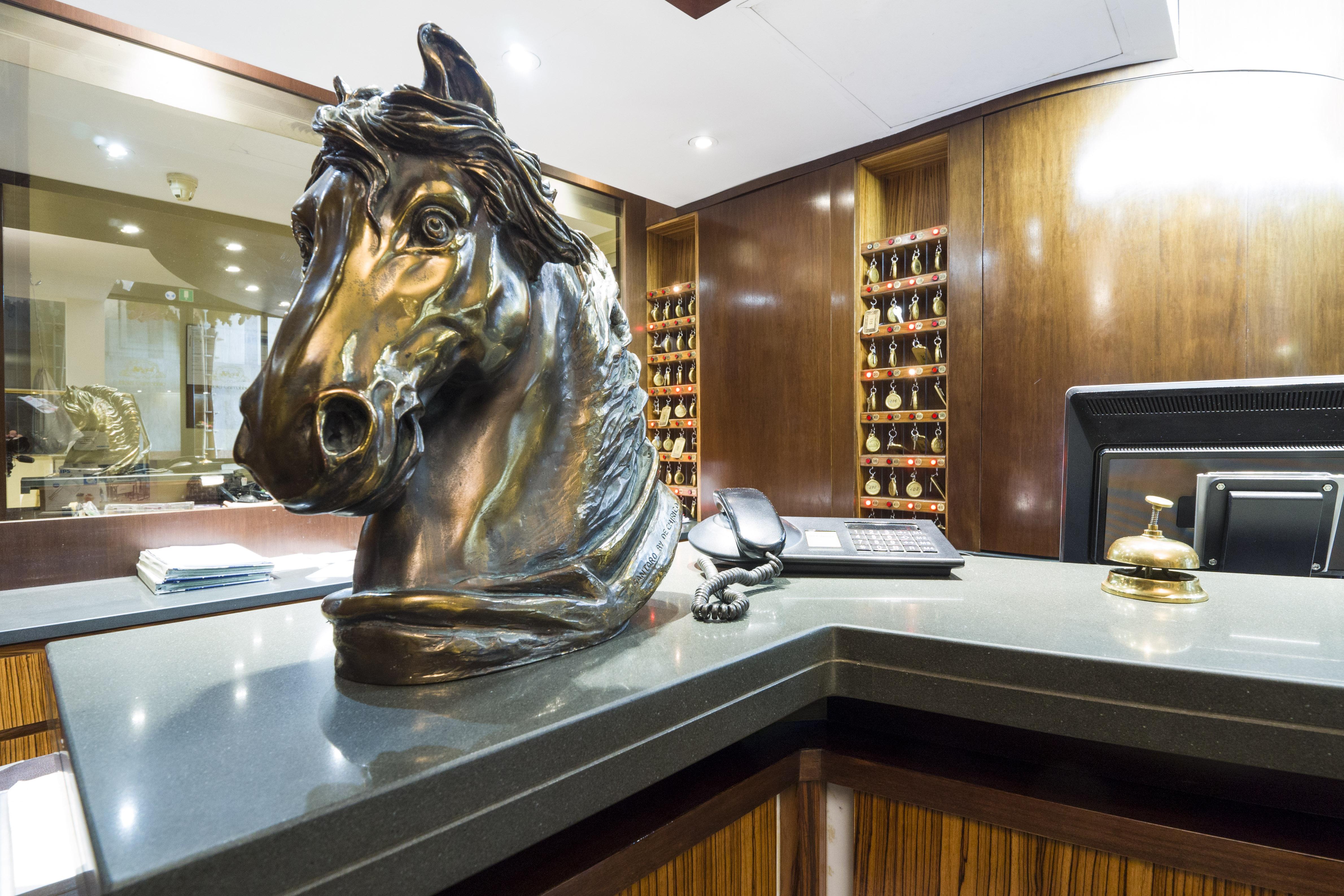 Hotel Carrobbio Milano Ngoại thất bức ảnh