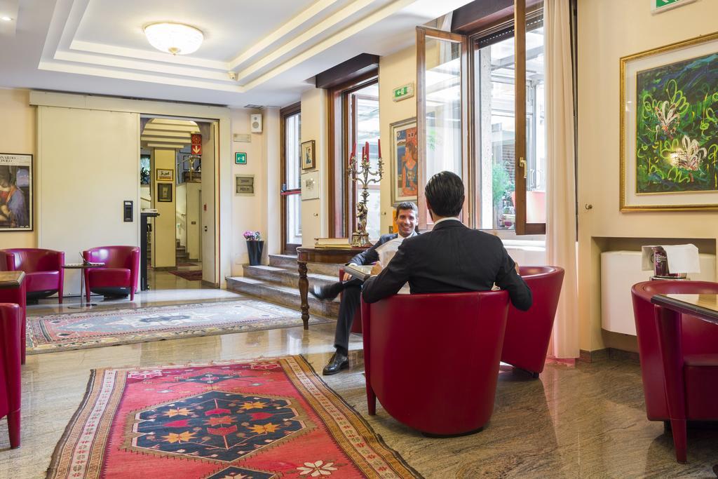 Hotel Carrobbio Milano Ngoại thất bức ảnh