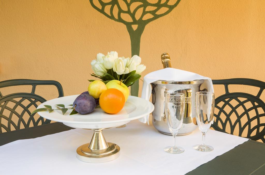 Hotel Carrobbio Milano Ngoại thất bức ảnh