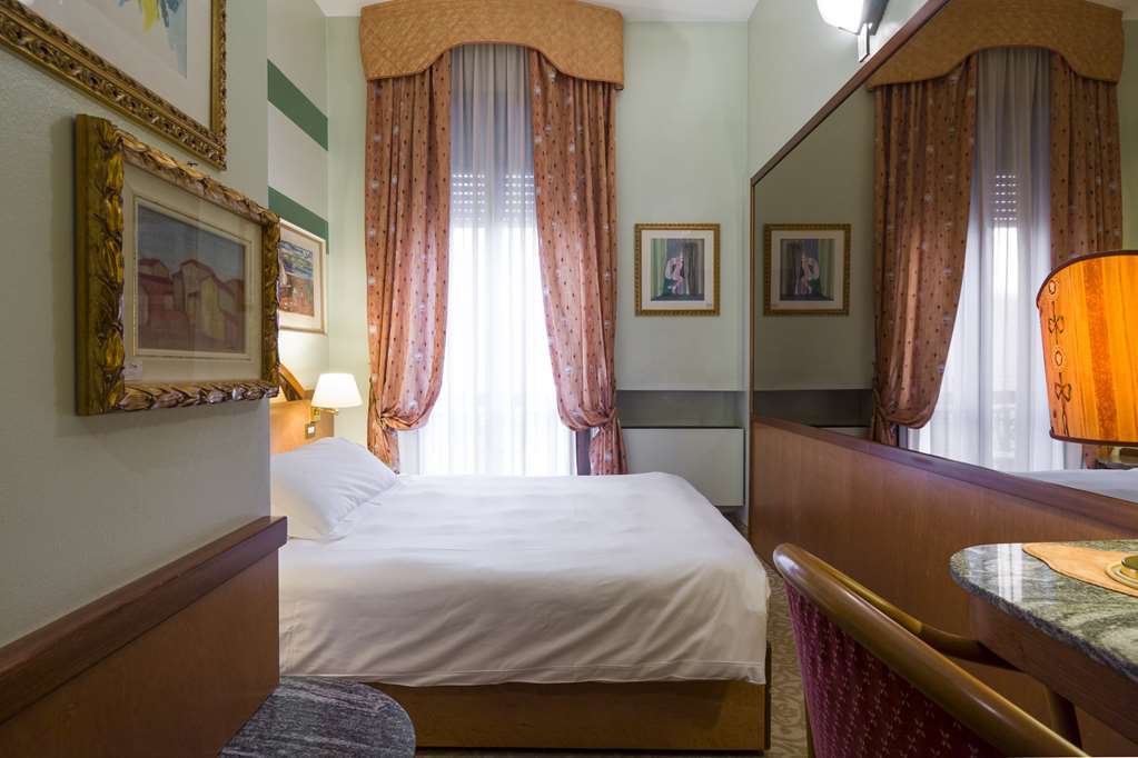 Hotel Carrobbio Milano Phòng bức ảnh